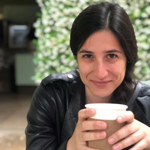 Meet your Posher, Aura